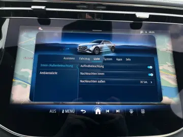 MERCEDES-BENZ E 220 d AMG Night SUPERSCREEN Pano Burm4D