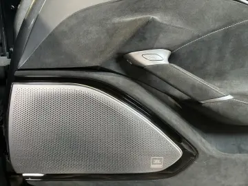 FERRARI Roma Carbon Grigio Silverstone JBL 8-fach