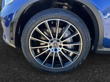 MERCEDES-BENZ GLC 300 4Matic AMG Line Kamera Head-up