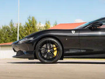 FERRARI Roma 3.9 T V8 Coupe DCT  BLACK PEARL