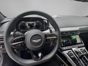 ASTON MARTIN V8 Vantage MY25