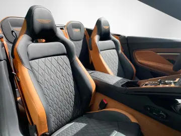 ASTON MARTIN DB12 4.0 V8 Volante
