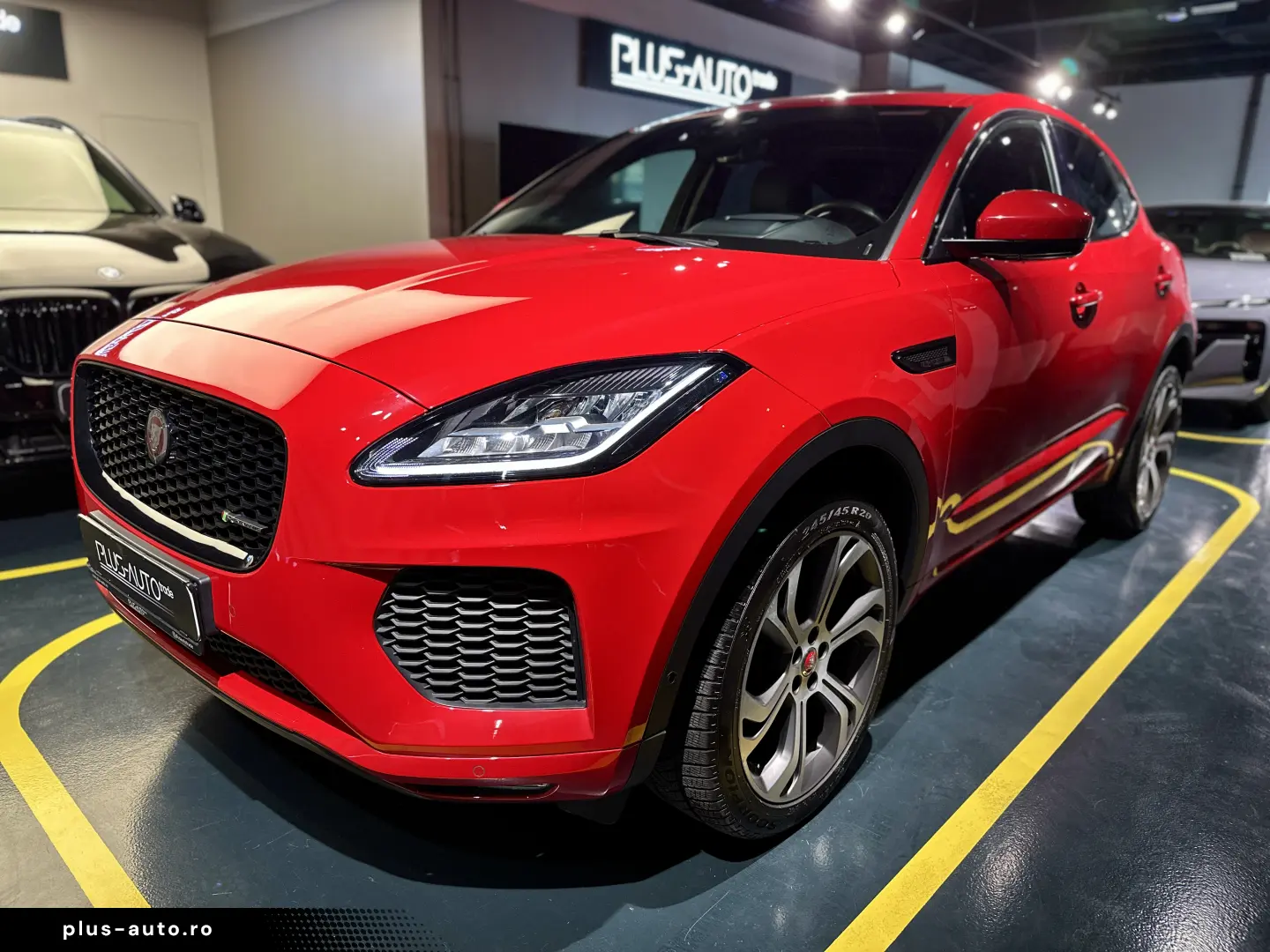 Jaguar E-Pace 1st Ed R-Dyn HUD MEM ACC Pano Merid Adapt.Susp