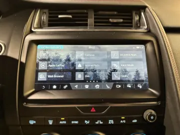 Jaguar E-Pace 1st Ed R-Dyn HUD MEM ACC Pano Merid Adapt.Susp