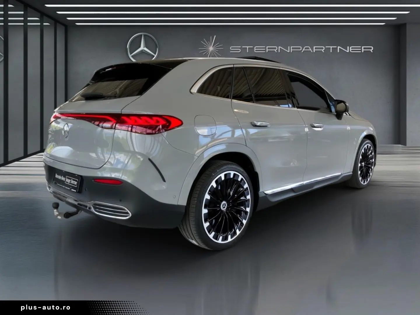 MERCEDES-BENZ EQE 300 SUV AMG AHK PANO Burmester Air&hellip;