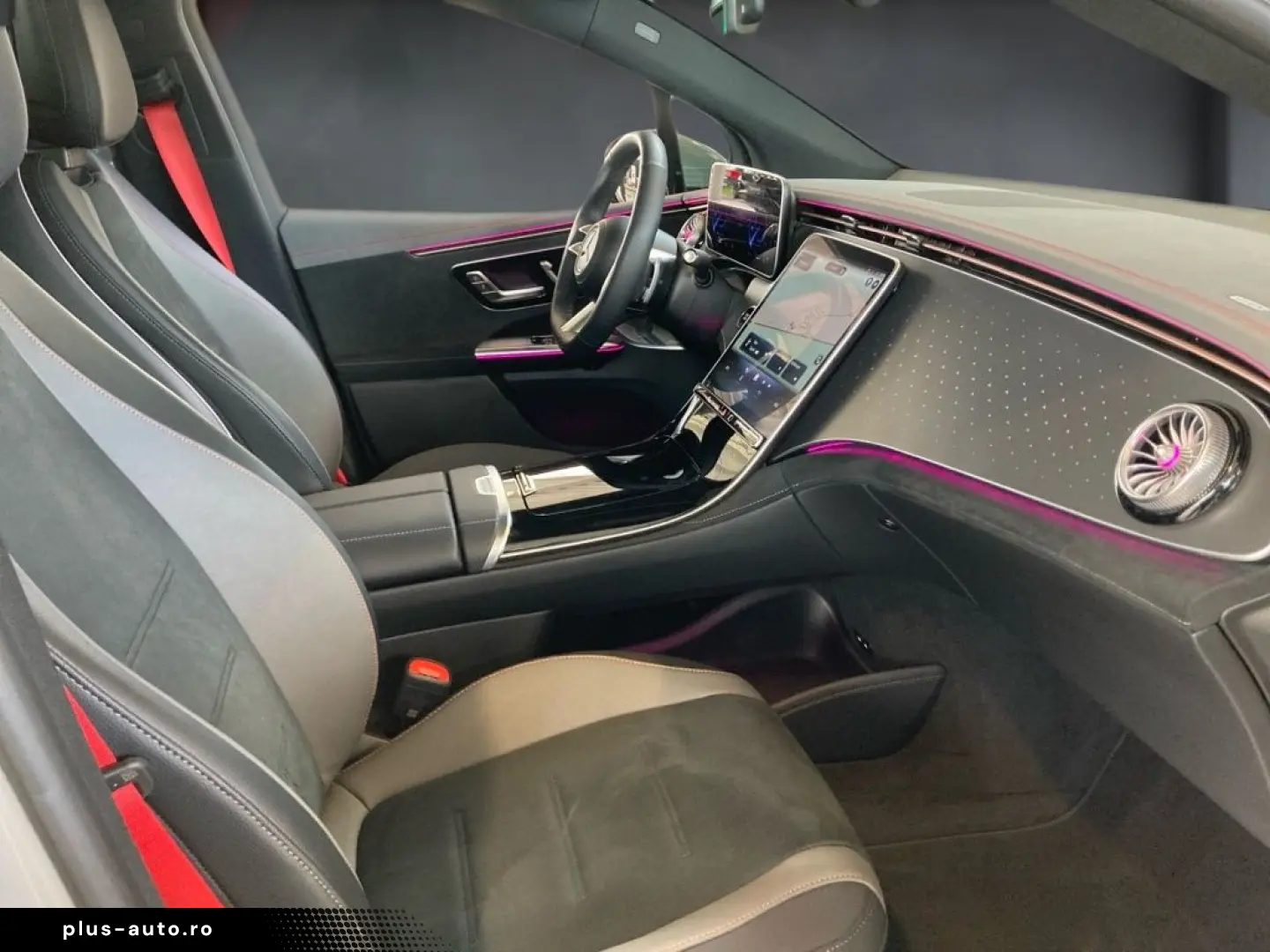 MERCEDES-BENZ EQE 300 SUV AMG AHK PANO Burmester Air&hellip;