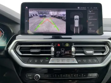 BMW X3 xDrive20i Laser HUD