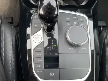 BMW X3 xDrive20i Laser HUD