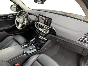 BMW X3 xDrive20i Laser HUD