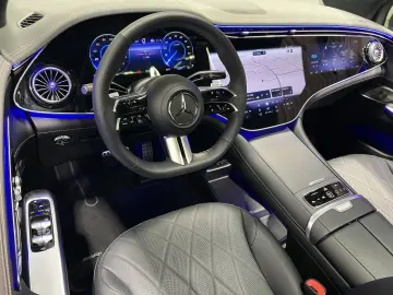 MERCEDES-BENZ EQE 350 4M AMG Premium Night Hyper Massage AIR