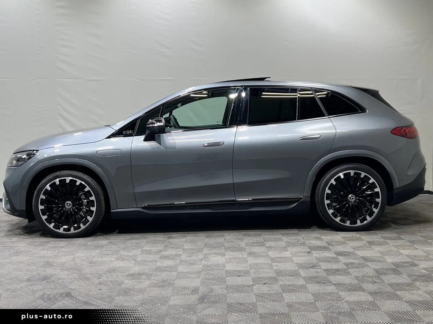 MERCEDES-BENZ EQE 350 4M AMG Premium Night Hyper Massage AIR