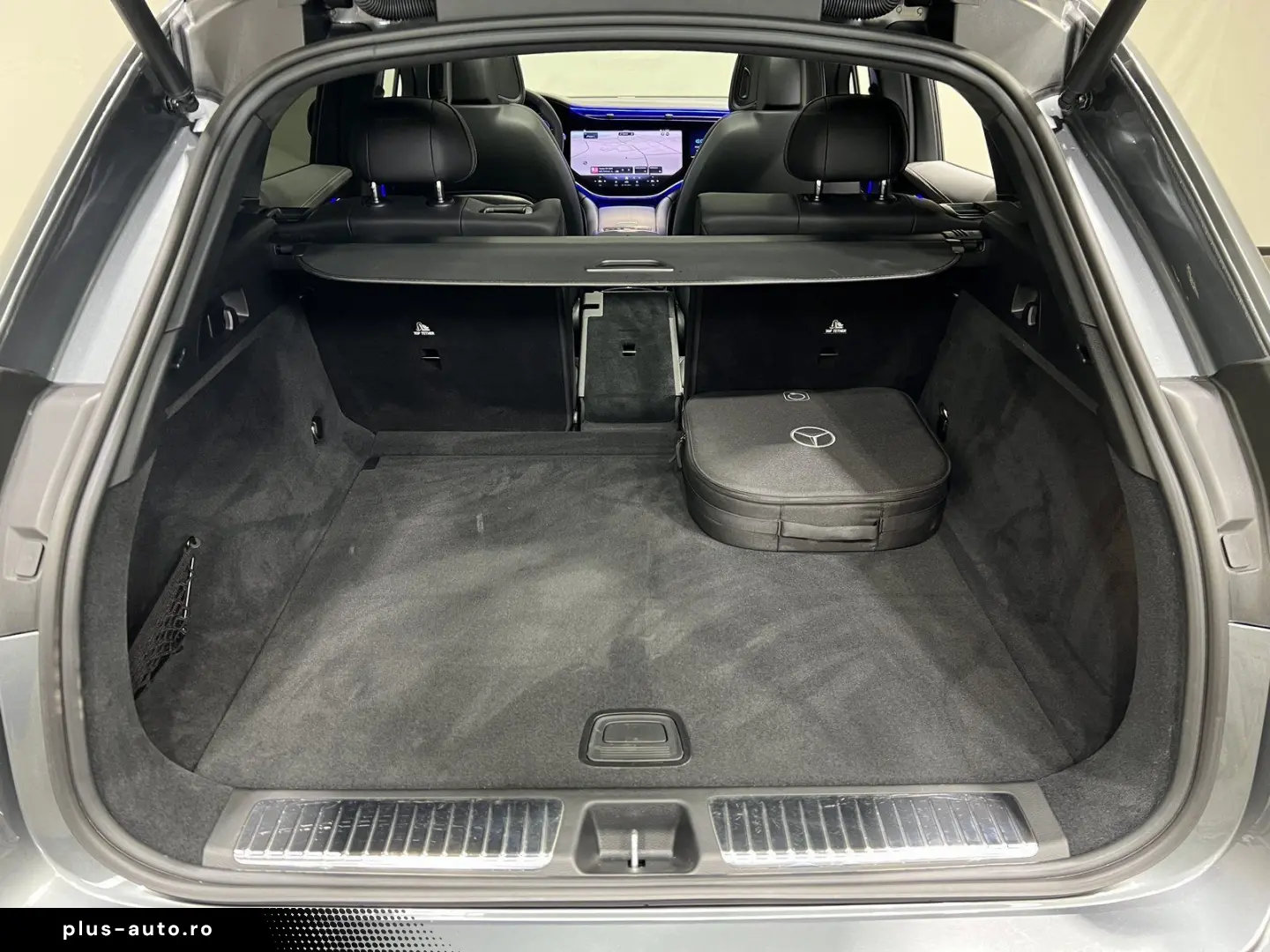 MERCEDES-BENZ EQE 350 4M AMG Premium Night Hyper Massage AIR