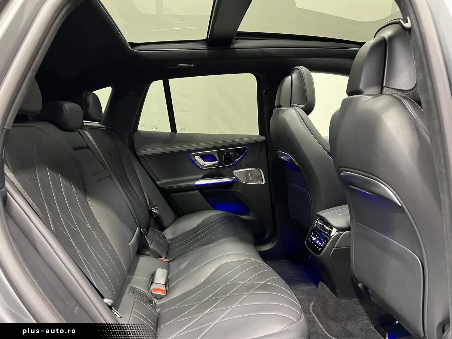 MERCEDES-BENZ EQE 350 4M AMG Premium Night Hyper Massage AIR