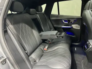 MERCEDES-BENZ EQE 350 4M AMG Premium Night Hyper Massage AIR