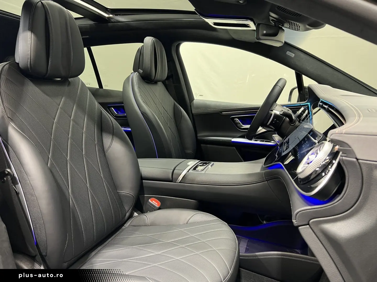 MERCEDES-BENZ EQE 350 4M AMG Premium Night Hyper Massage AIR