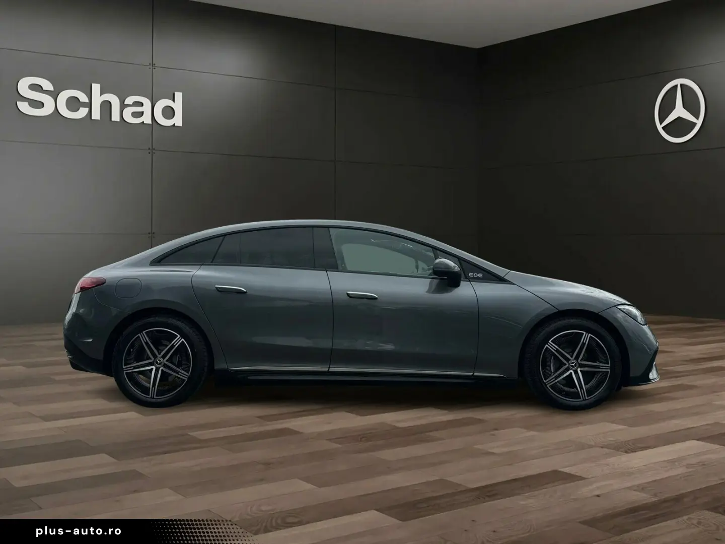 MERCEDES-BENZ EQE 300 AMG NAVI PANO LED KAM DISTR ME&hellip;