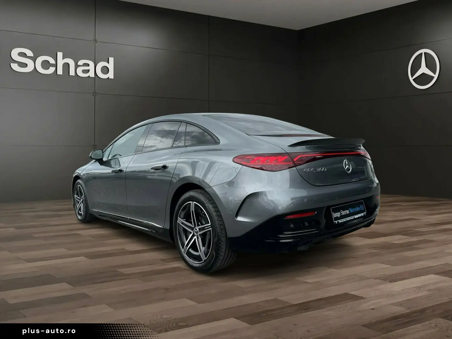 MERCEDES-BENZ EQE 300 AMG NAVI PANO LED KAM DISTR ME&hellip;