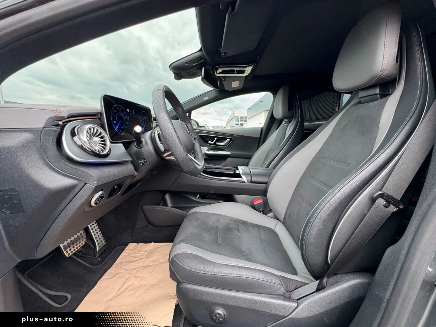 MERCEDES-BENZ EQE 300 AMG NAVI PANO LED KAM DISTR ME&hellip;