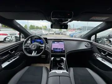 MERCEDES-BENZ EQE 300 AMG NAVI PANO LED KAM DISTR ME&hellip;