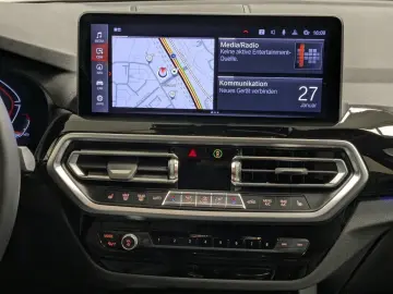 BMW X3 xDrive30i