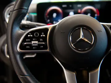 Mercedes-Benz CLA 250e Coupe Progressive