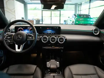 Mercedes-Benz CLA 250e Coupe Progressive