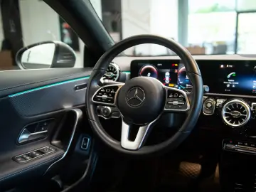 Mercedes-Benz CLA 250e Coupe Progressive