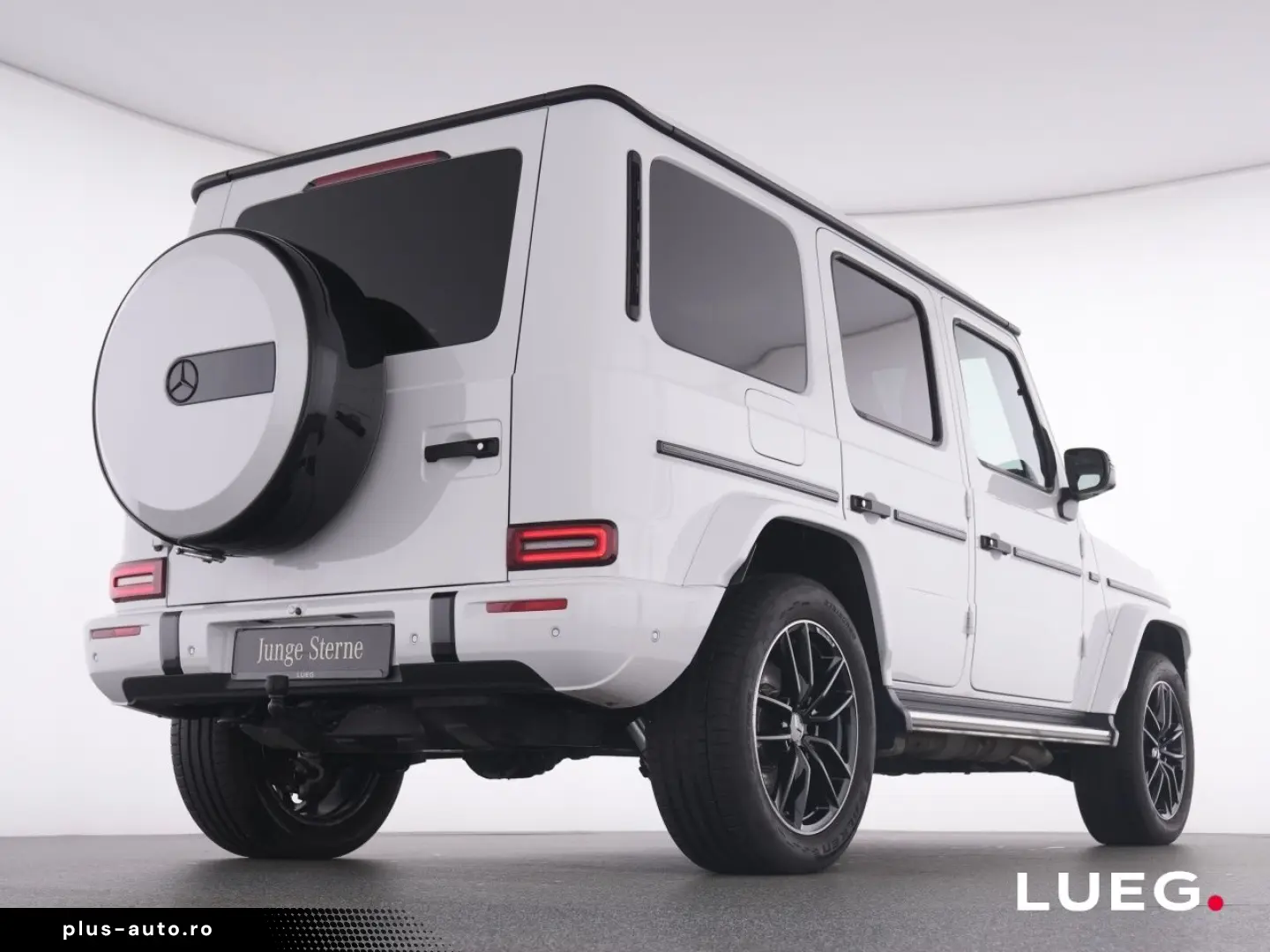 MERCEDES-BENZ G 450 d AMG SHD Burm MBeam Sthzg AHK Night 360