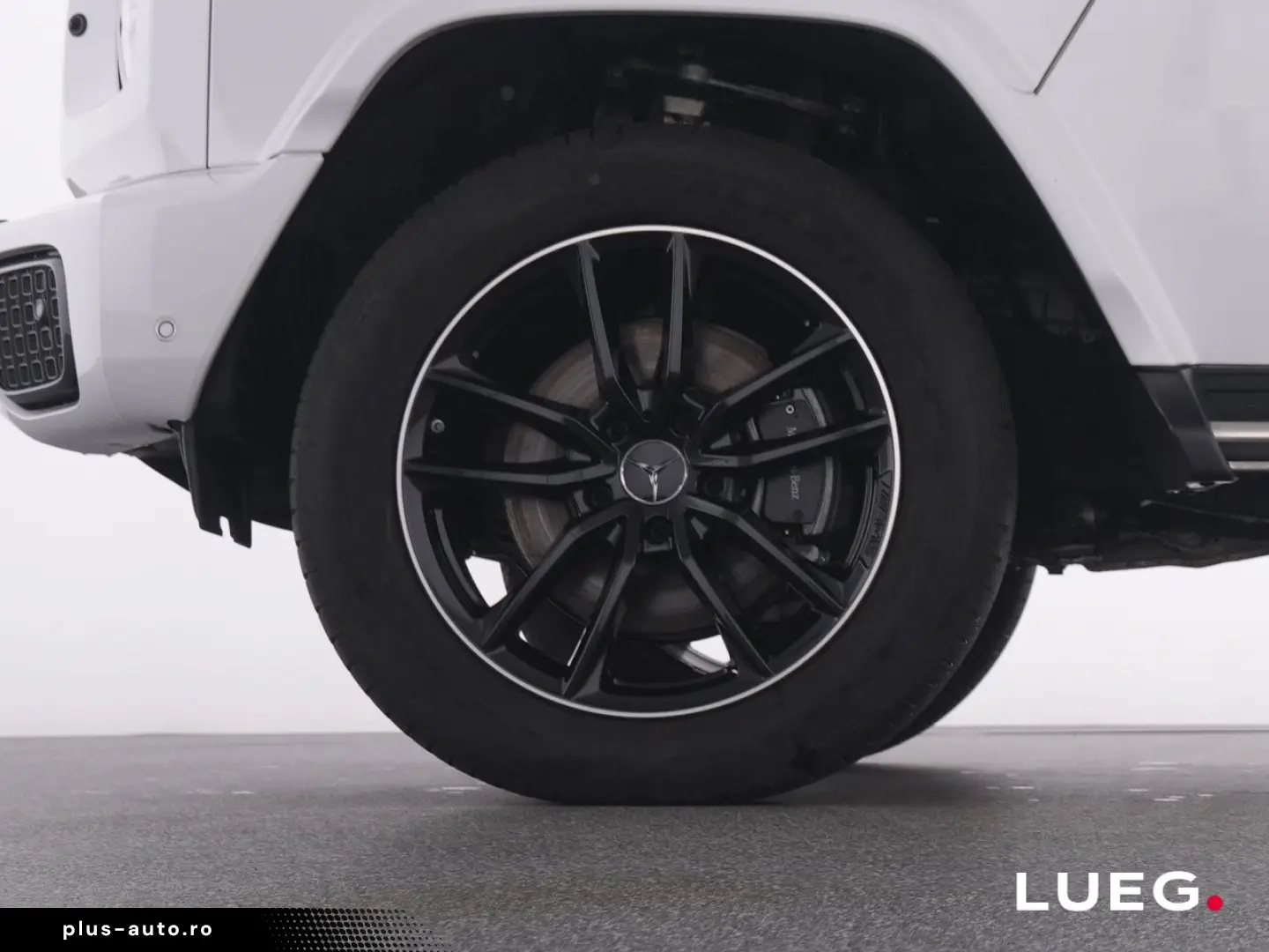 MERCEDES-BENZ G 450 d AMG SHD Burm MBeam Sthzg AHK Night 360
