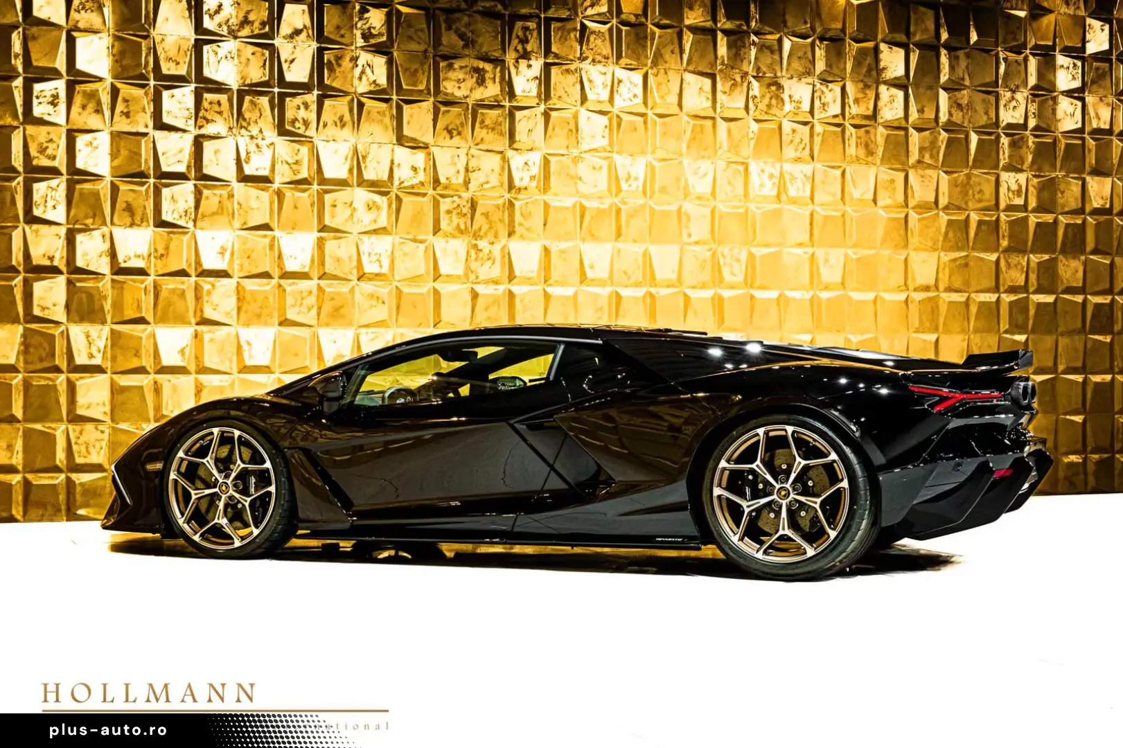 Lamborghini Revuelto  CARBON PASSANGER DISPLAY COMFORT SEATS