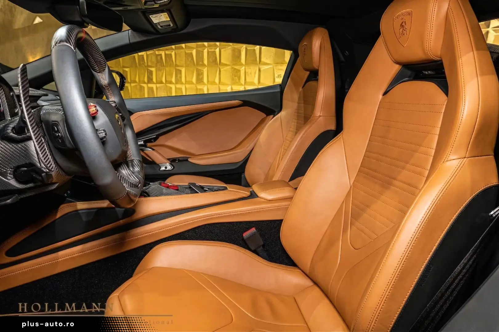 Lamborghini Revuelto  CARBON PASSANGER DISPLAY COMFORT SEATS