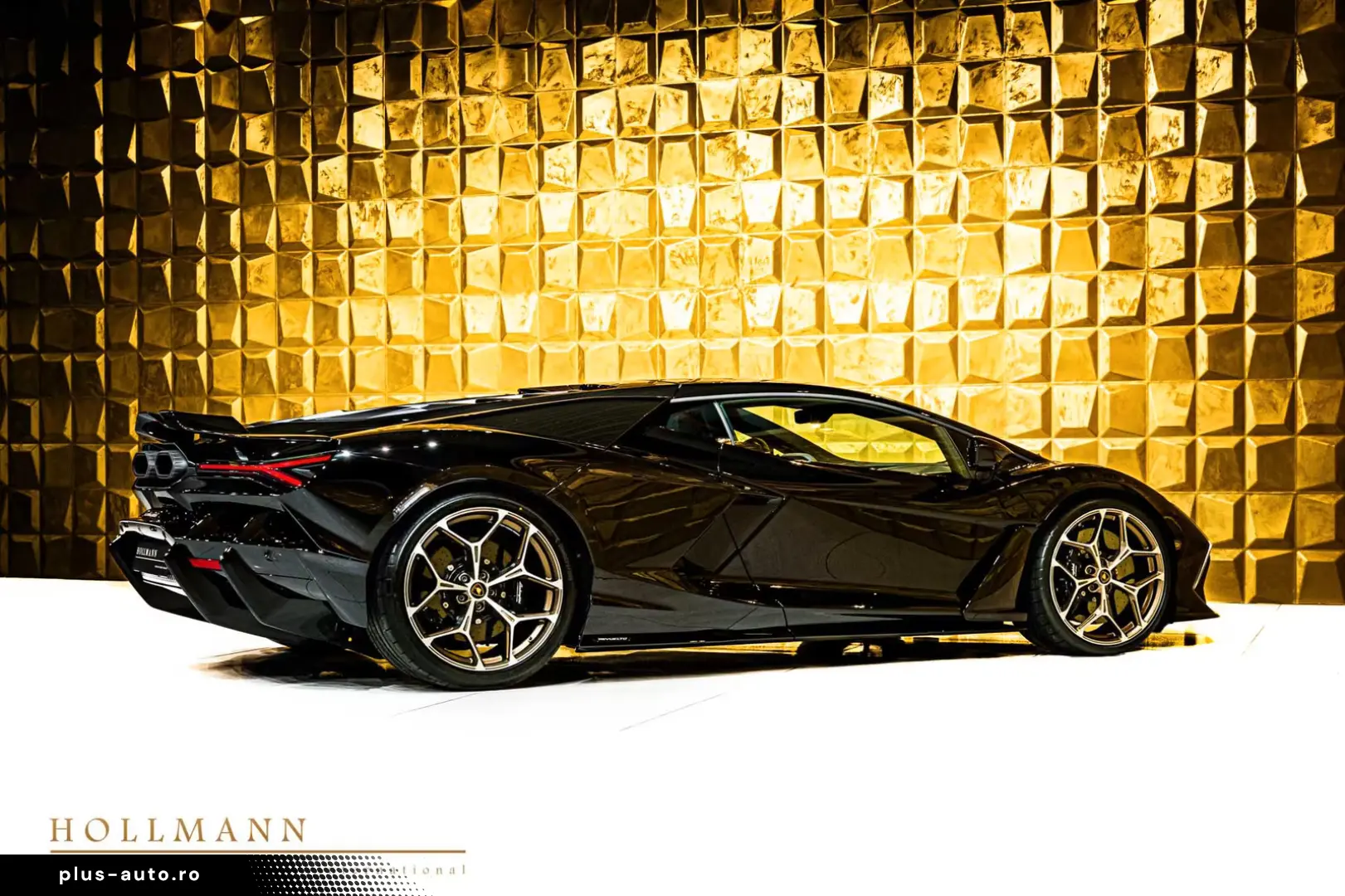Lamborghini Revuelto  CARBON PASSANGER DISPLAY COMFORT SEATS