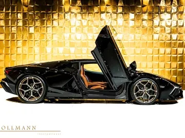 Lamborghini Revuelto  CARBON PASSANGER DISPLAY COMFORT SEATS