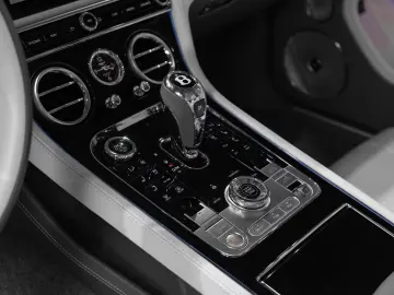 Bentley Continental GTC V8 Naim Blackline  Mulliner