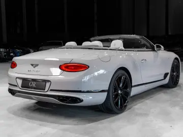 Bentley Continental GTC V8 Naim Blackline  Mulliner