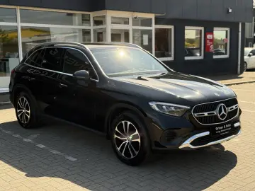 MERCEDES-BENZ GLC 200 4-M Avantgarde AHK R-Kam T-Led…
