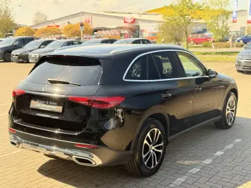MERCEDES-BENZ GLC 200 4-M Avantgarde AHK R-Kam T-Led…