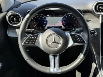 MERCEDES-BENZ GLC 200 4-M Avantgarde AHK R-Kam T-Led…
