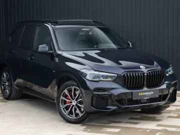 BMW X5 xDrive30d 50 Jahre M-Sport