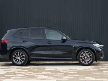 BMW X5 xDrive30d 50 Jahre M-Sport