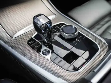 BMW X5 xDrive30d 50 Jahre M-Sport