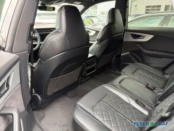 AUDI Q8 50 TDI qu 2x S line AHK PANO HuD B&O STANDHZ