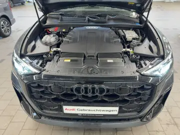AUDI Q8 S line 50 3.0 TDI quattro AHK HuD Pano
