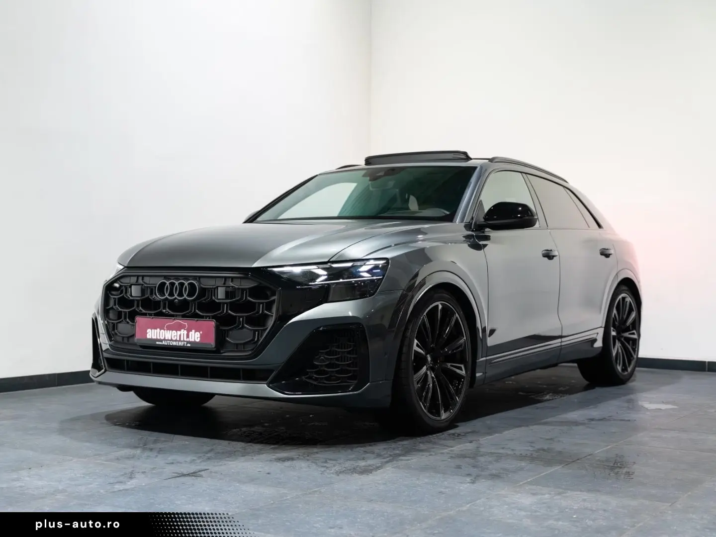AUDI SQ8 EXCLUSIVE BLACK PANO AHK MATRIX HUD 3D B&O 2