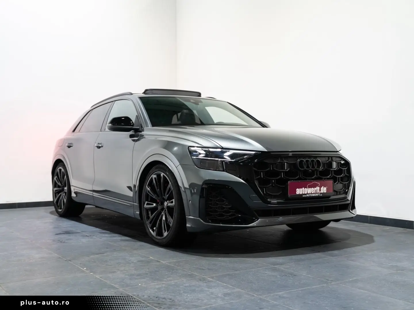 AUDI SQ8 EXCLUSIVE BLACK PANO AHK MATRIX HUD 3D B&O 2