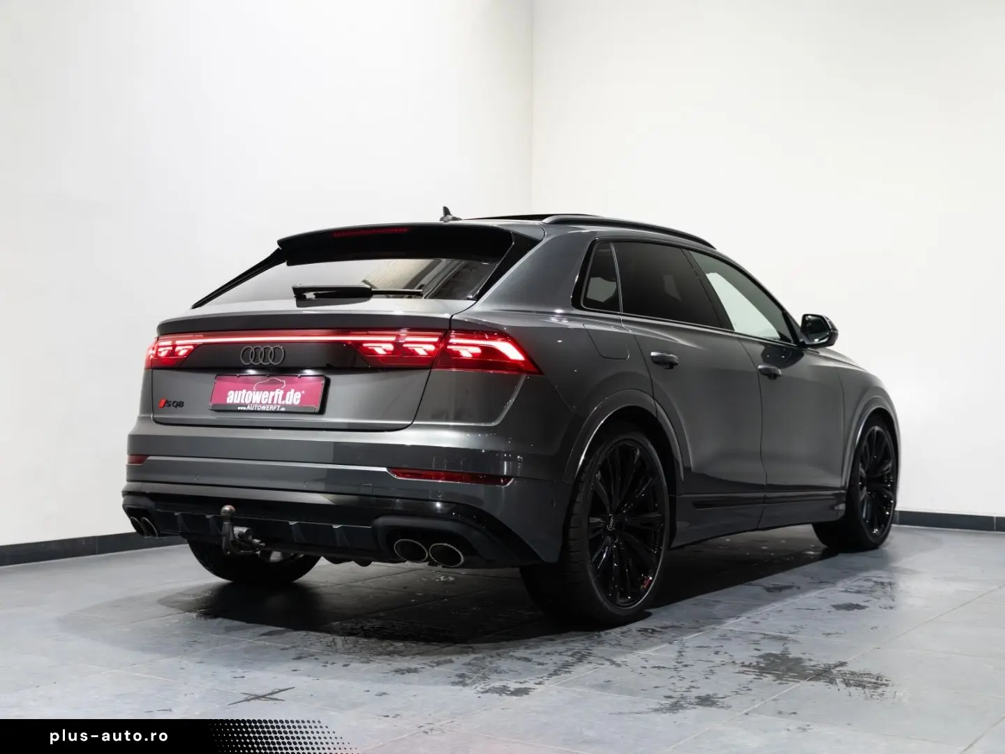 AUDI SQ8 EXCLUSIVE BLACK PANO AHK MATRIX HUD 3D B&O 2