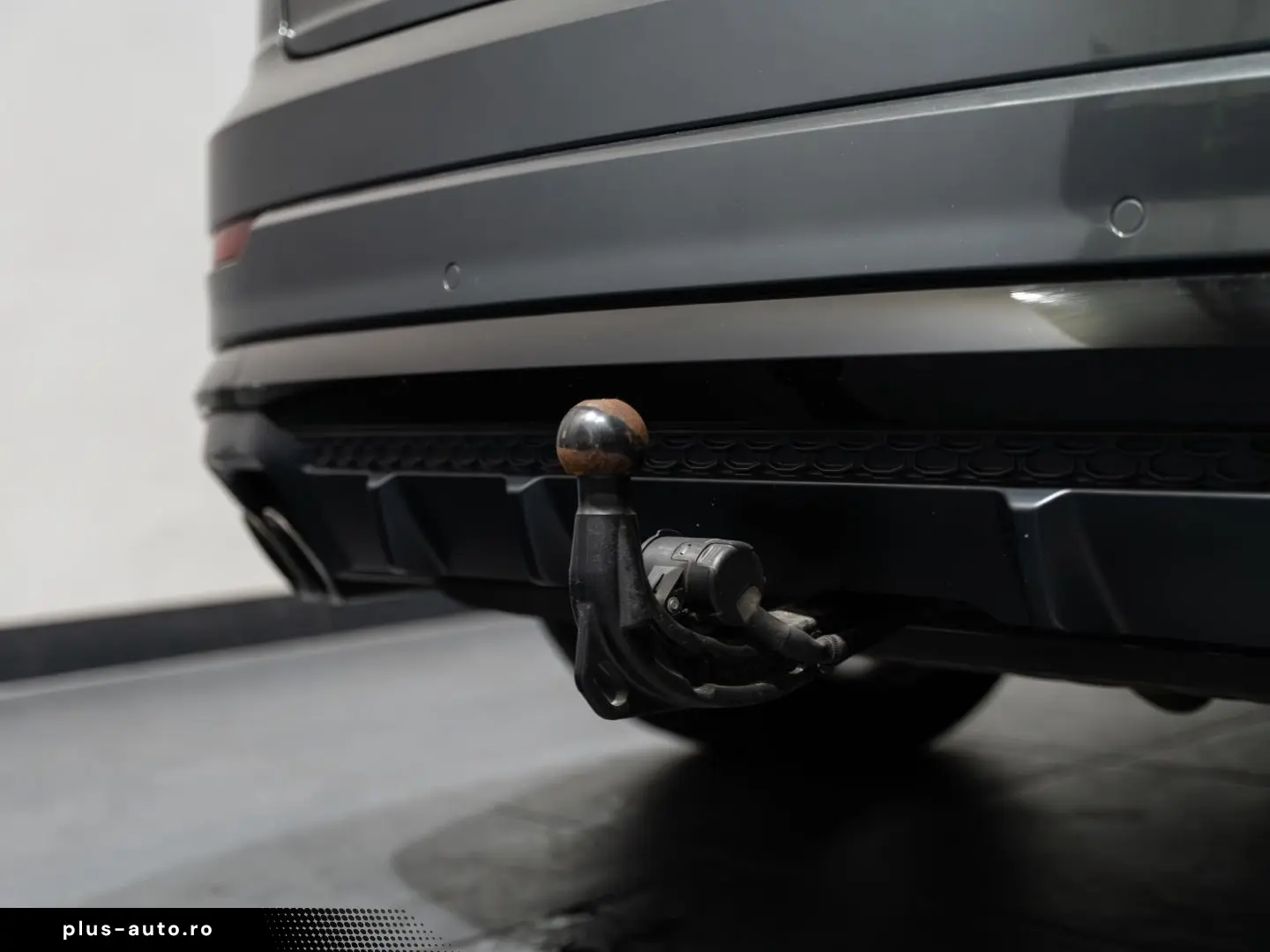 AUDI SQ8 EXCLUSIVE BLACK PANO AHK MATRIX HUD 3D B&O 2