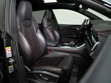 AUDI SQ8 EXCLUSIVE BLACK PANO AHK MATRIX HUD 3D B&O 2