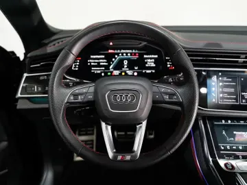 AUDI SQ8 EXCLUSIVE BLACK PANO AHK MATRIX HUD 3D B&O 2