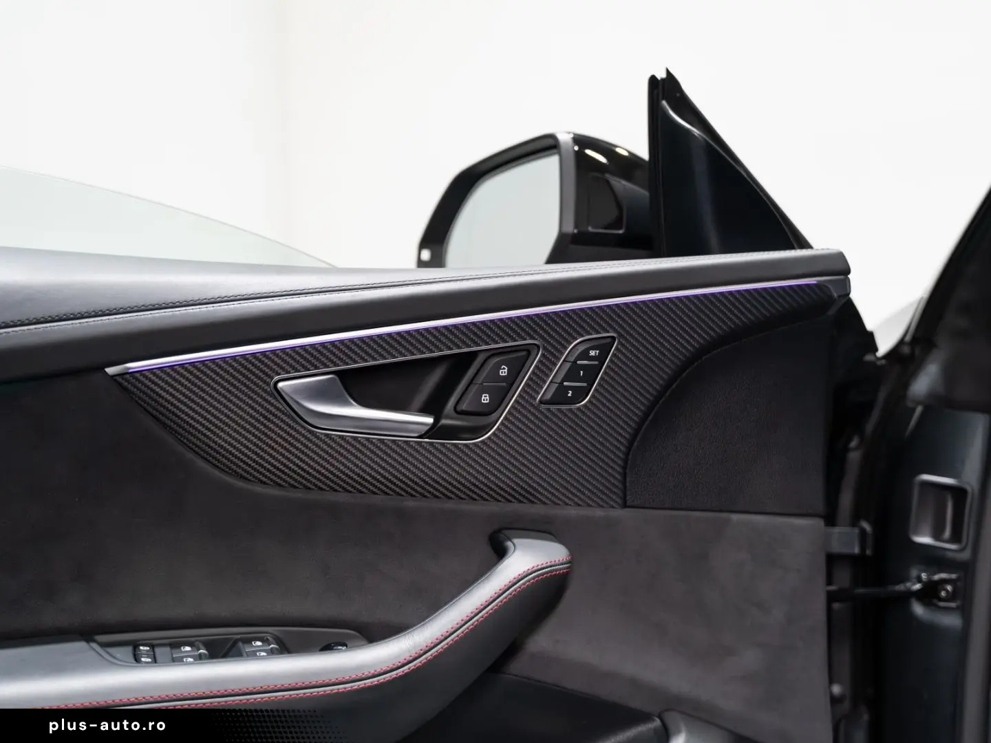 AUDI SQ8 EXCLUSIVE BLACK PANO AHK MATRIX HUD 3D B&O 2